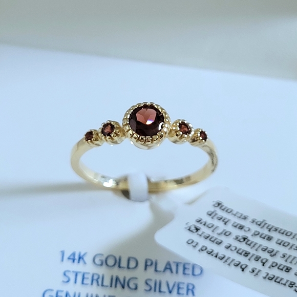 Shivam Garnet❤️ Ring💍 - NIB - Picture 2 of 16